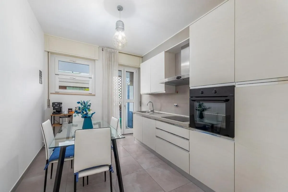 Splendid Xxl Home-2Min From Metro,Comfort Family Milan Apartment