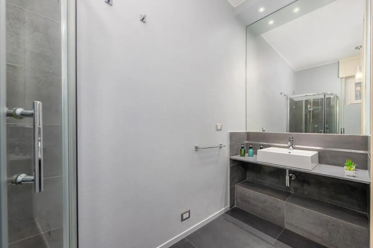 Apartment Splendid Xxl Home-2Min From Metro,Comfort Family Milan Italy